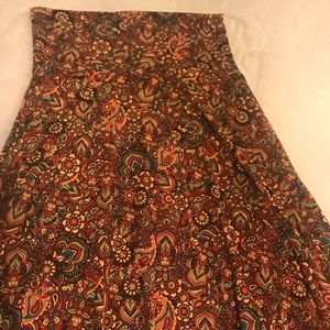 Amazing 🍁🍂 Autumn ready LuLaRoe Maxi skirt!